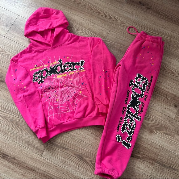 Sp5der Pink Graphic Hoodie and Sweatpants Set - Picture 1 of 5